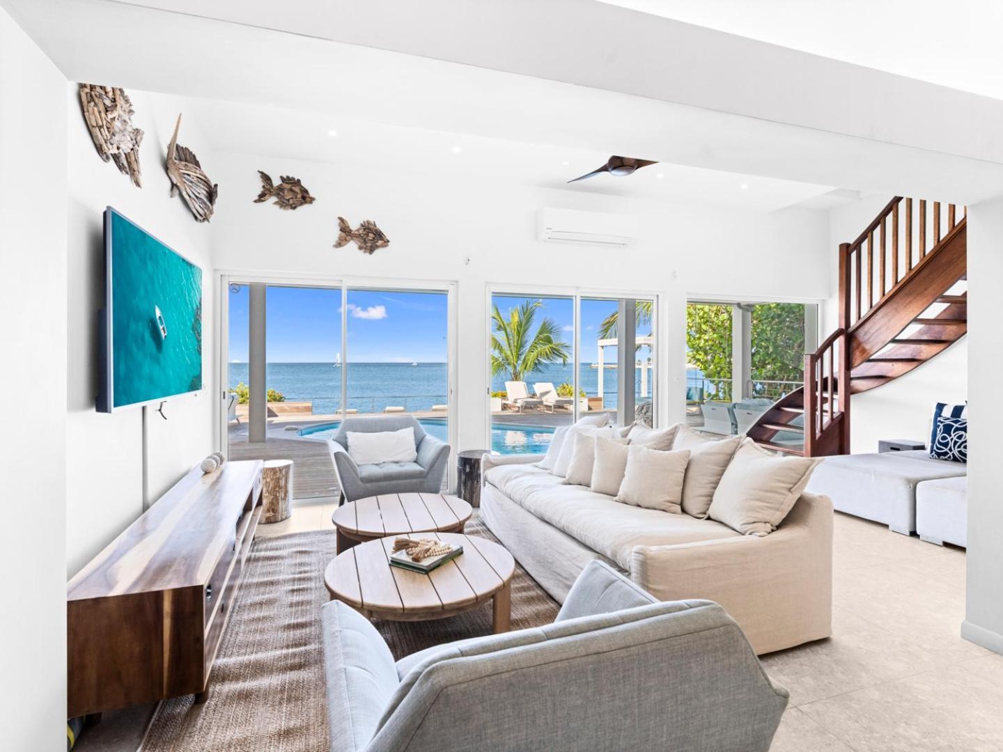 Surfsong Villa- Luxury Water Front Villa For 12 Maho Exterior foto