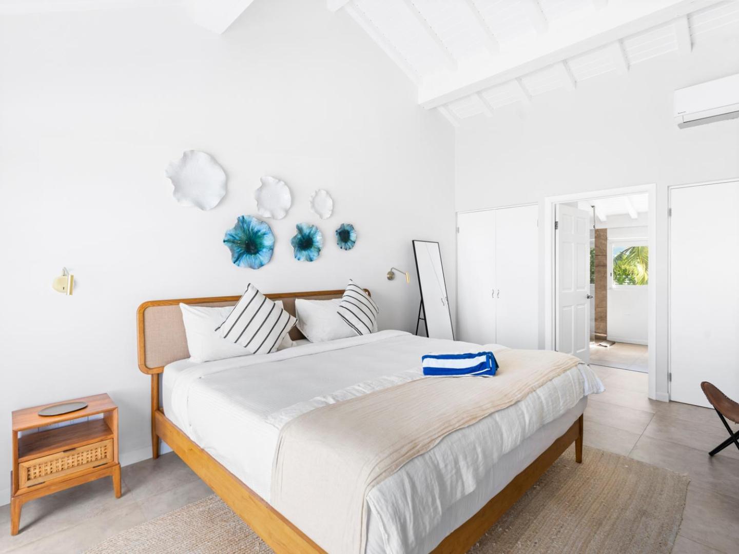Surfsong Villa- Luxury Water Front Villa For 12 Maho Exterior foto